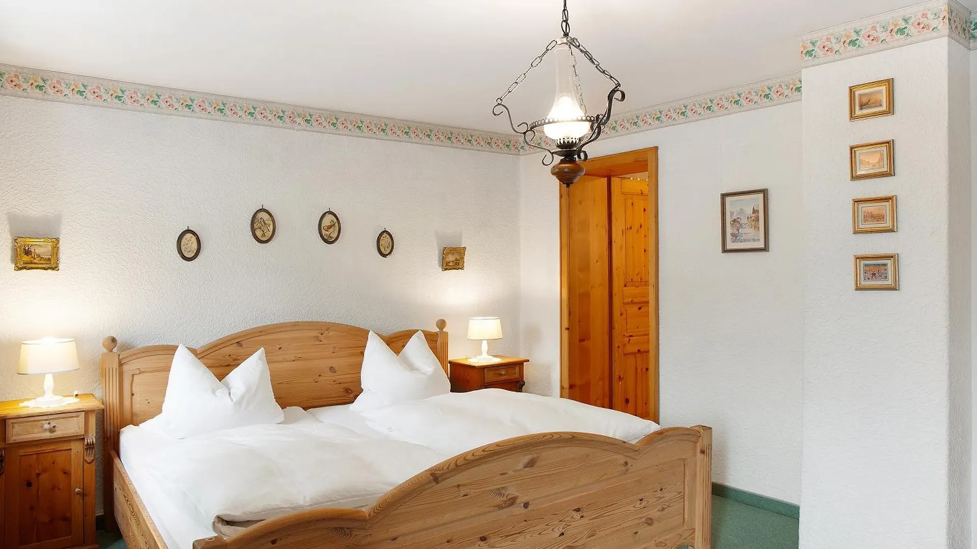 Gaestehaus Marianne - Ferienwohnung Farchant