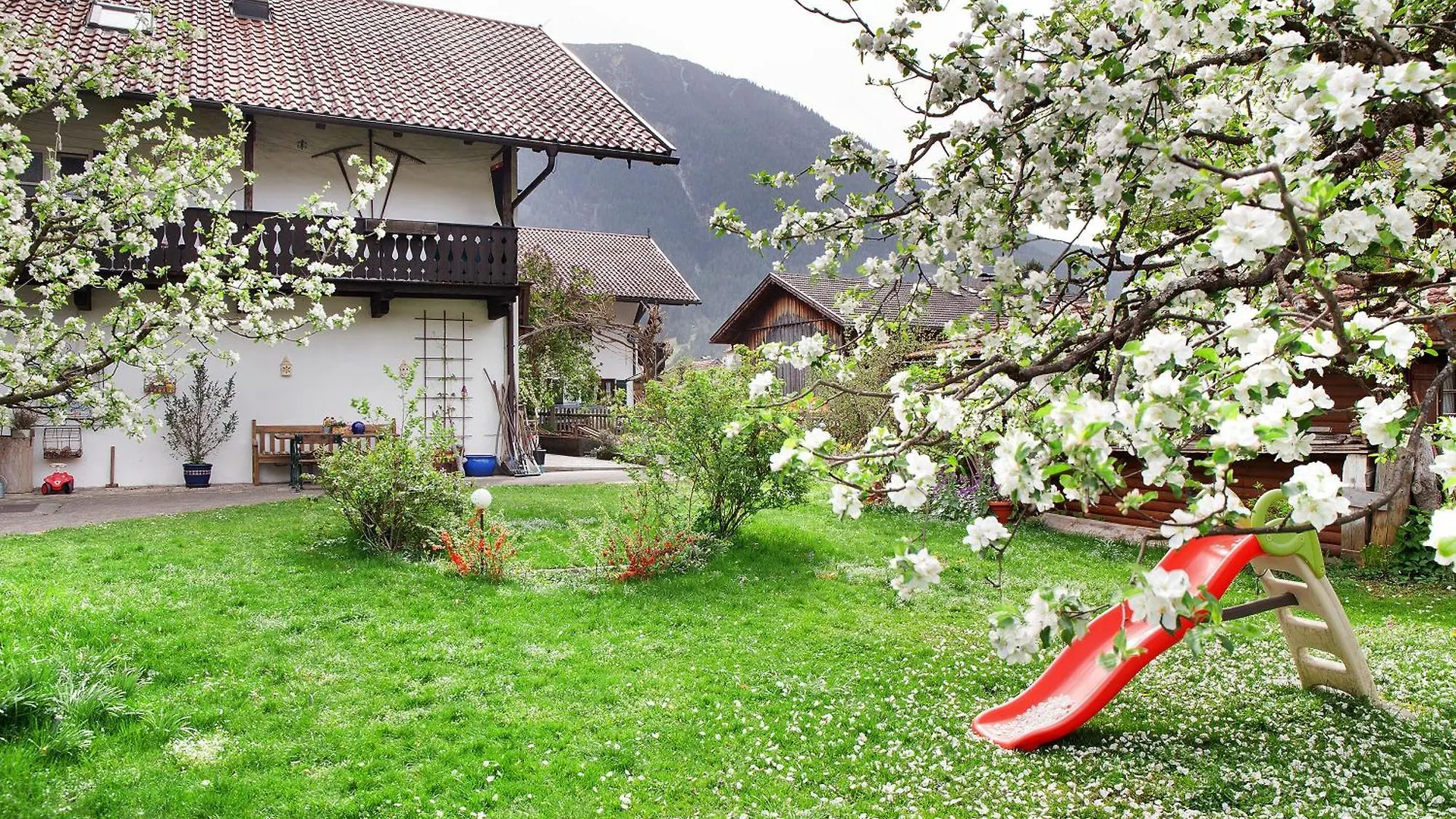 Gaestehaus Marianne - Ferienwohnung Farchant