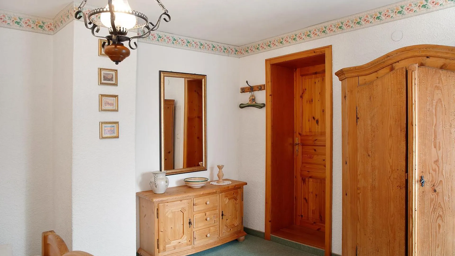 Apartment Gaestehaus Marianne - Ferienwohnung Farchant